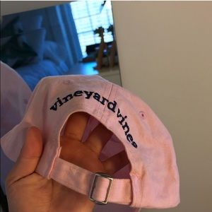 Pink vineyard vines cap